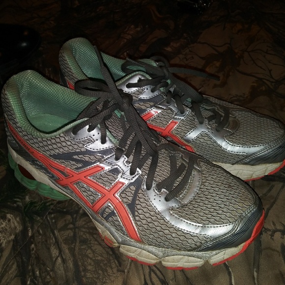 Asics Running Shoes - Picture 1 of 3